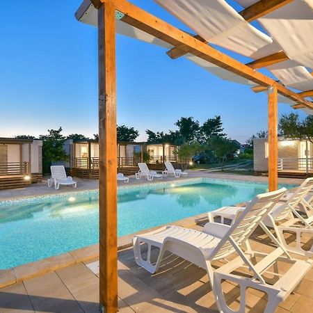 Mobile Homes, Privlaka Zadar Dalmacija - Private Pool Exterior photo